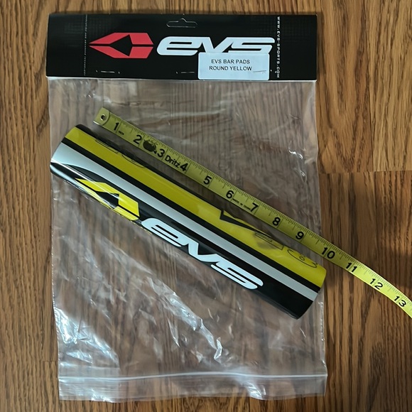 EVS Bar Pad Round Yellow, 10 inch - Picture 4 of 5